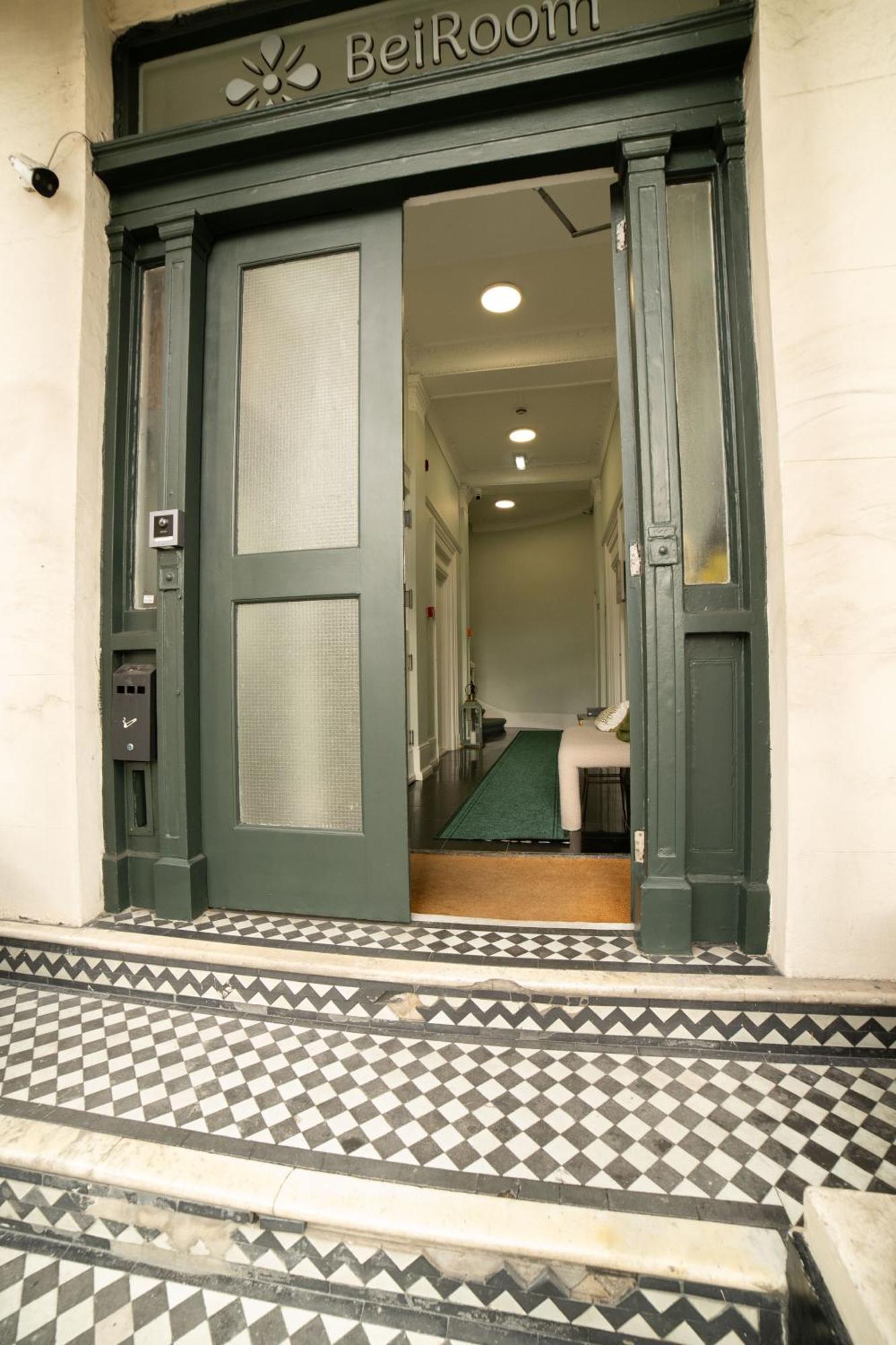 Beiroom Hyde Park Apartments Londra Exterior foto